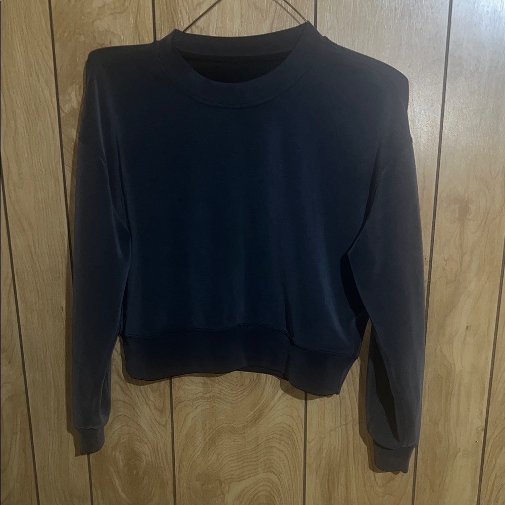 Lululemon Women's Dark Gray Crewneck Sweatshirt - Classic Pullover